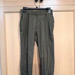 Vuori Olive Green Miles Ankle Pant